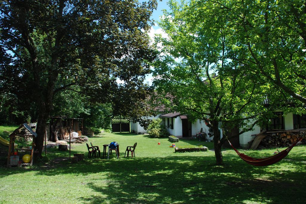 Penzion Staj Navary Apartment Exterior photo