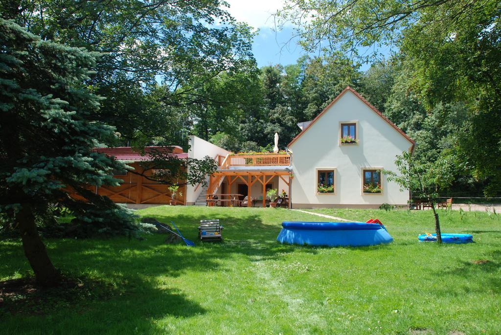 Penzion Staj Navary Apartment Exterior photo